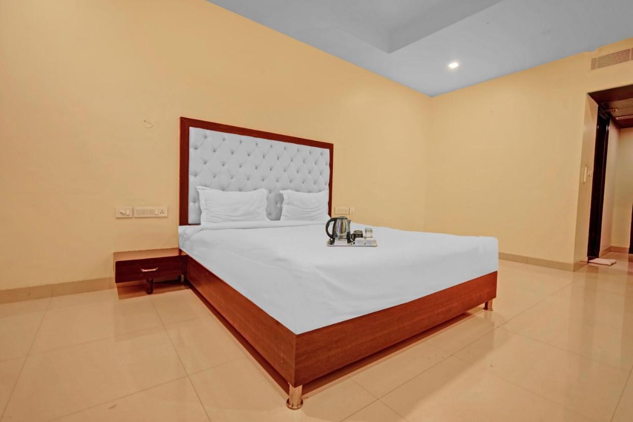 Townhouse 652 Hotel Royal Akshayam Jaipur Bagian luar foto