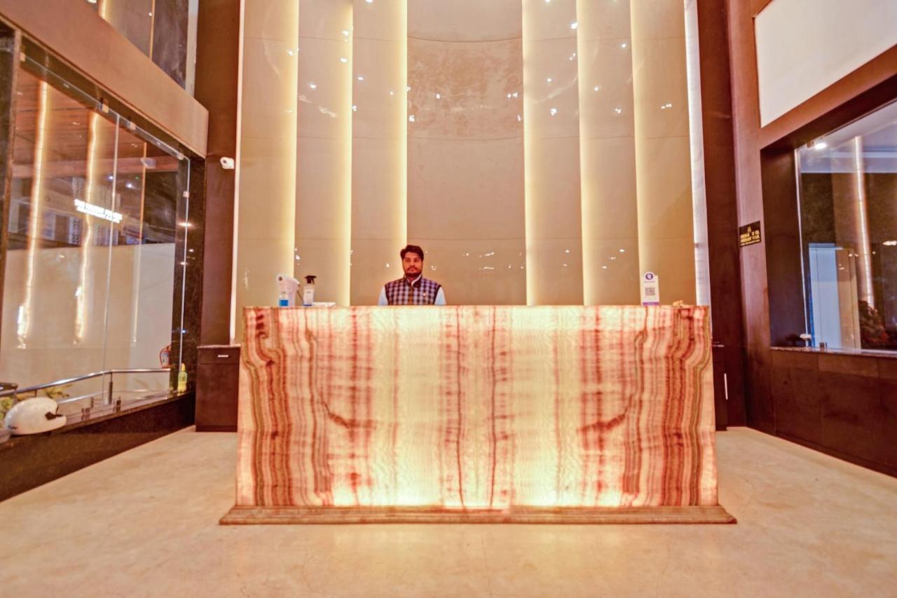 Townhouse 652 Hotel Royal Akshayam Jaipur Bagian luar foto